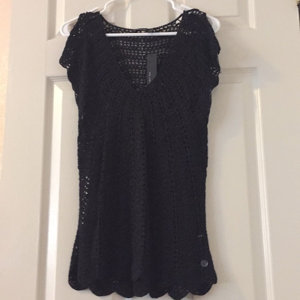 The limited crochet top size L nwt